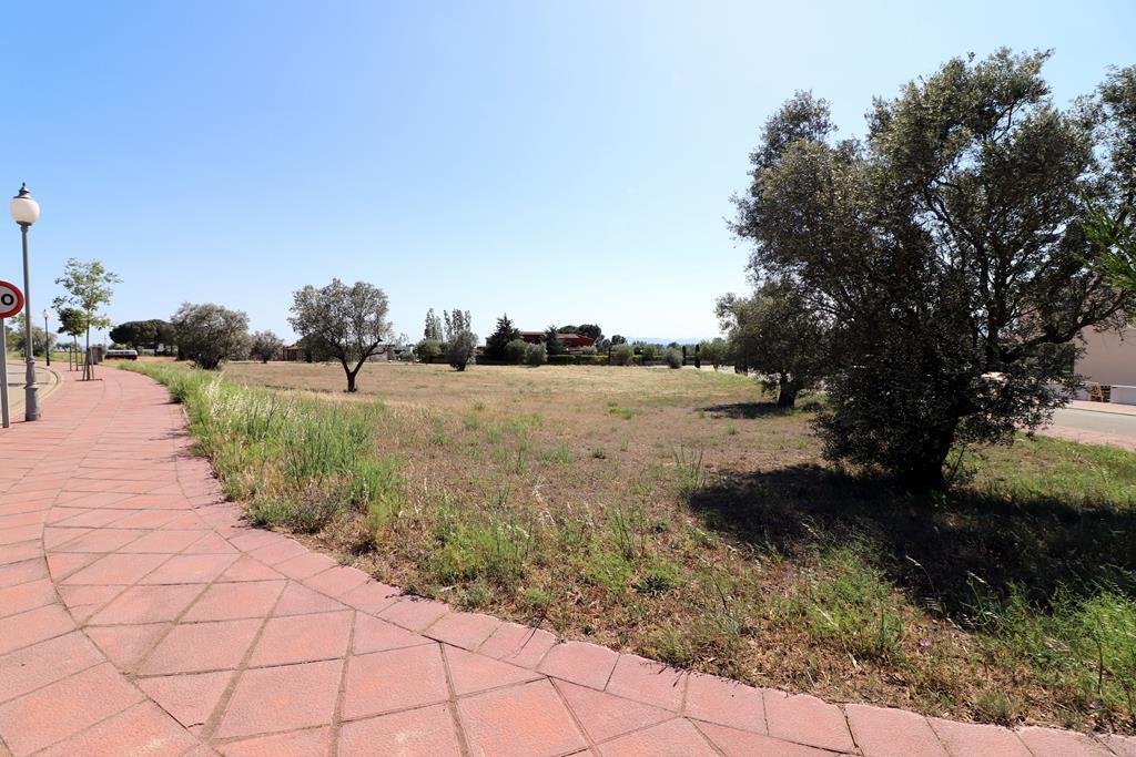 Land in Peralada, Catalonia, Spain 4 - 18335206