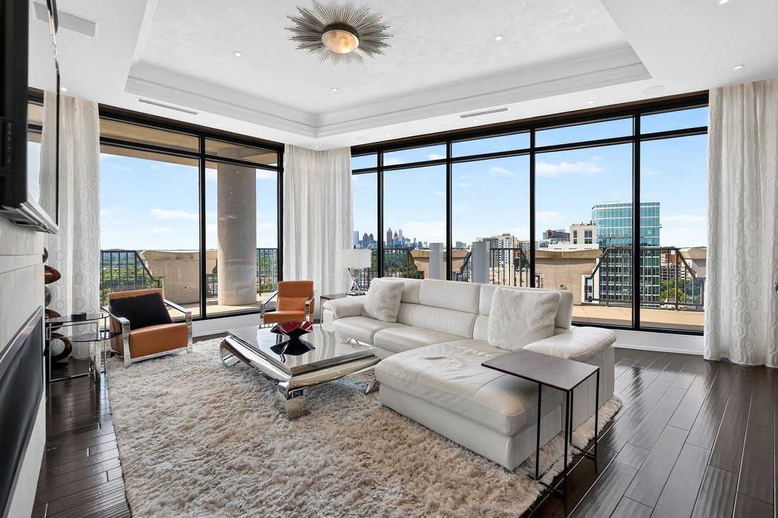 Condo in Atlanta, Georgia, United States 1 - 18342171