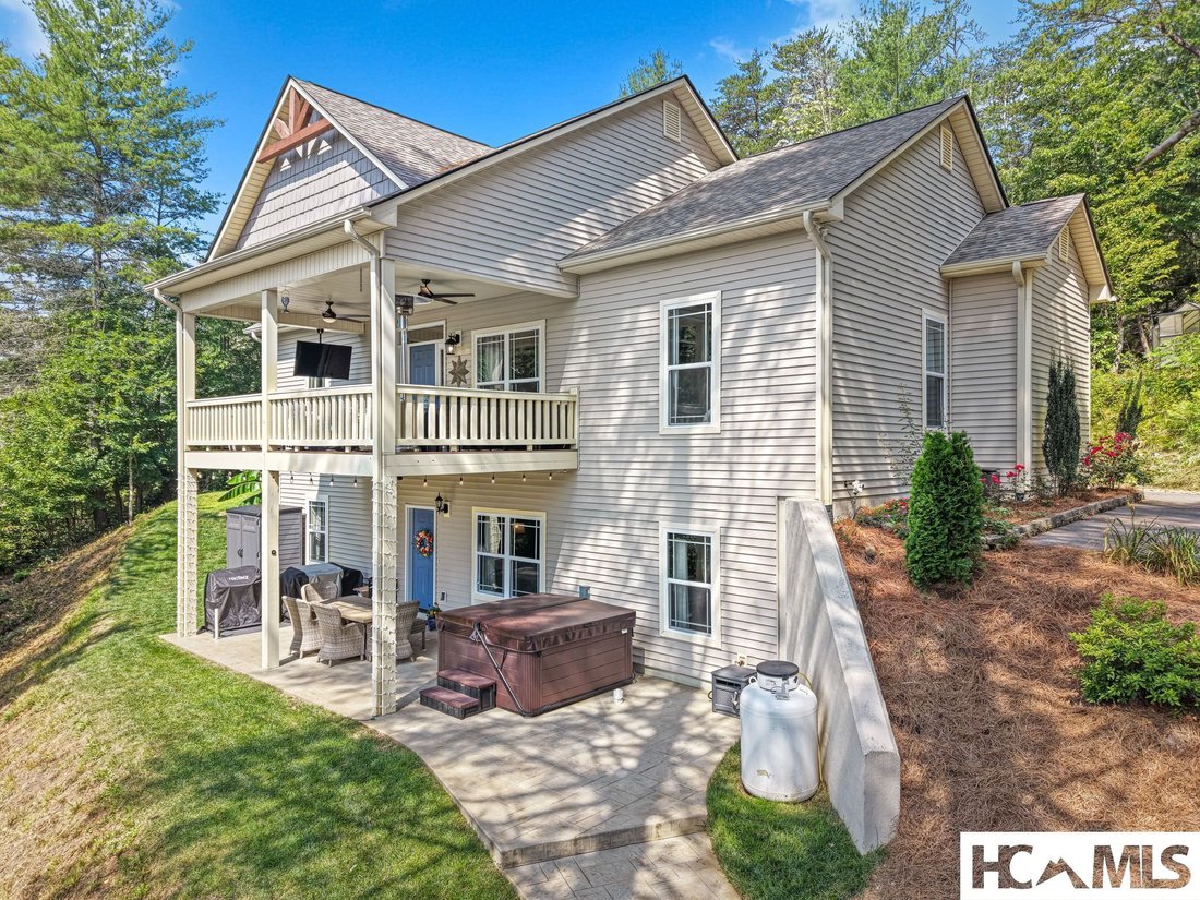 House in Franklin, North Carolina, United States 1 - 18342217