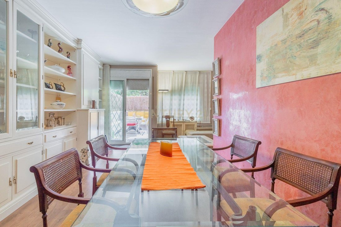 Apartment in Sant Feliu de Llobregat, Catalonia, Spain 5 - 18344445