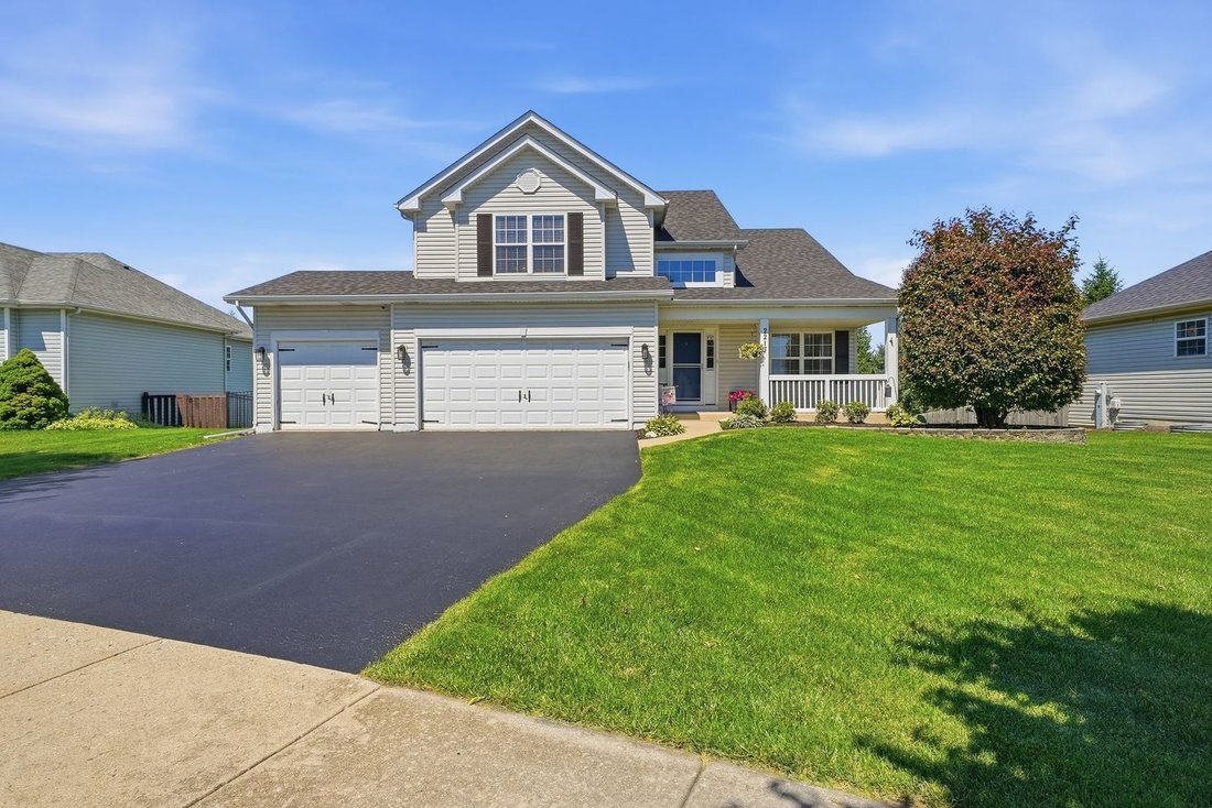 House in Aurora, Illinois, United States 1 - 18345511