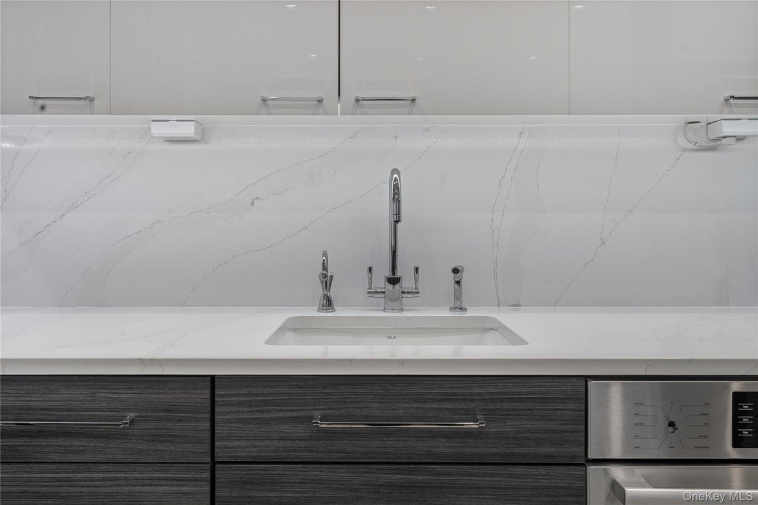 Condo in New York, New York, United States 5 - 18335001