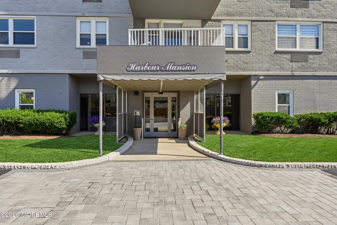 Condo in Long Branch, New Jersey, United States 3 - 18347044