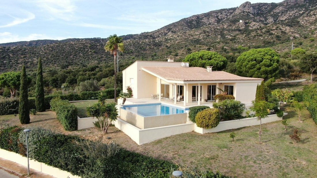 House in Roses, Catalonia, Spain 5 - 18337344