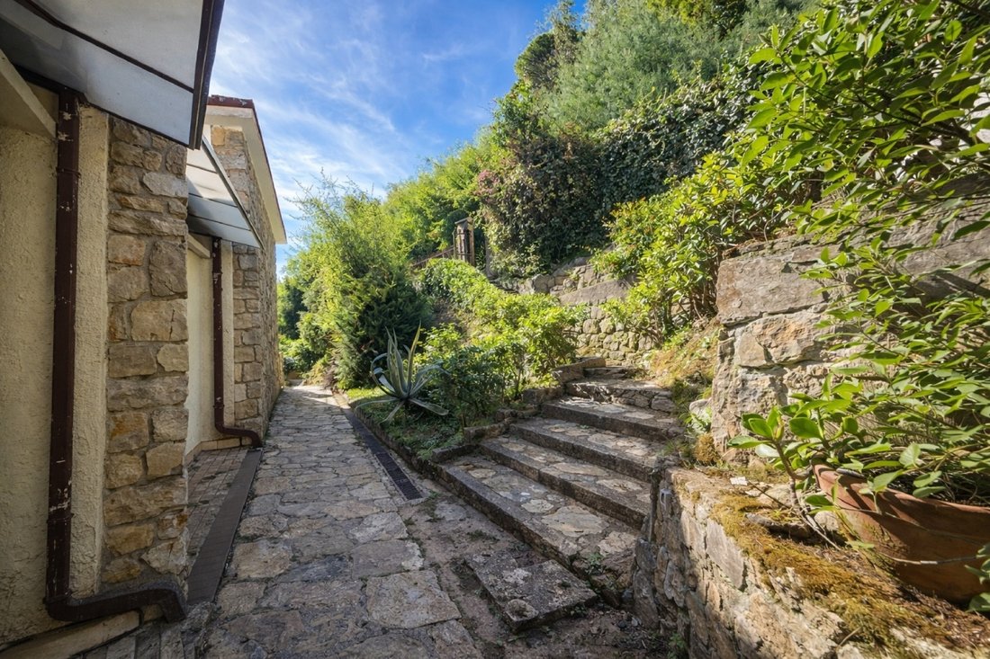 Villa in Capezzano Pianore, Camaiore, Tuscany 3 - 18336998