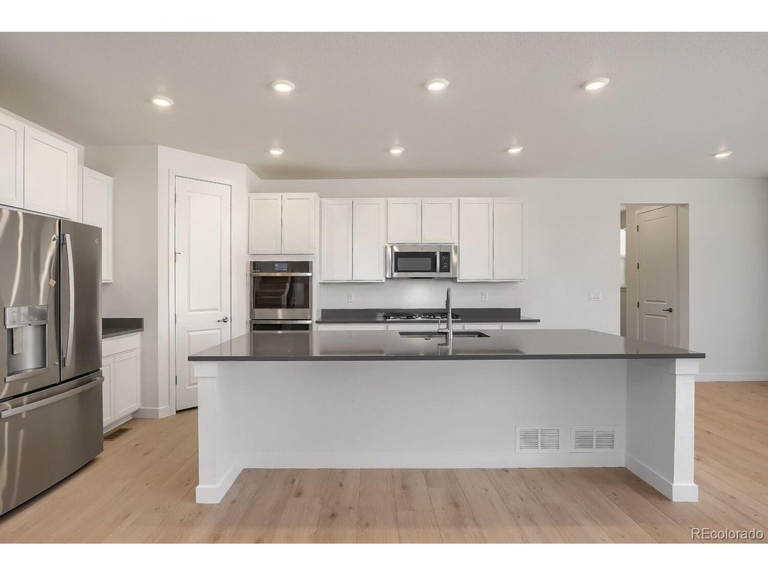 House in Aurora, Colorado, United States 3 - 18335025