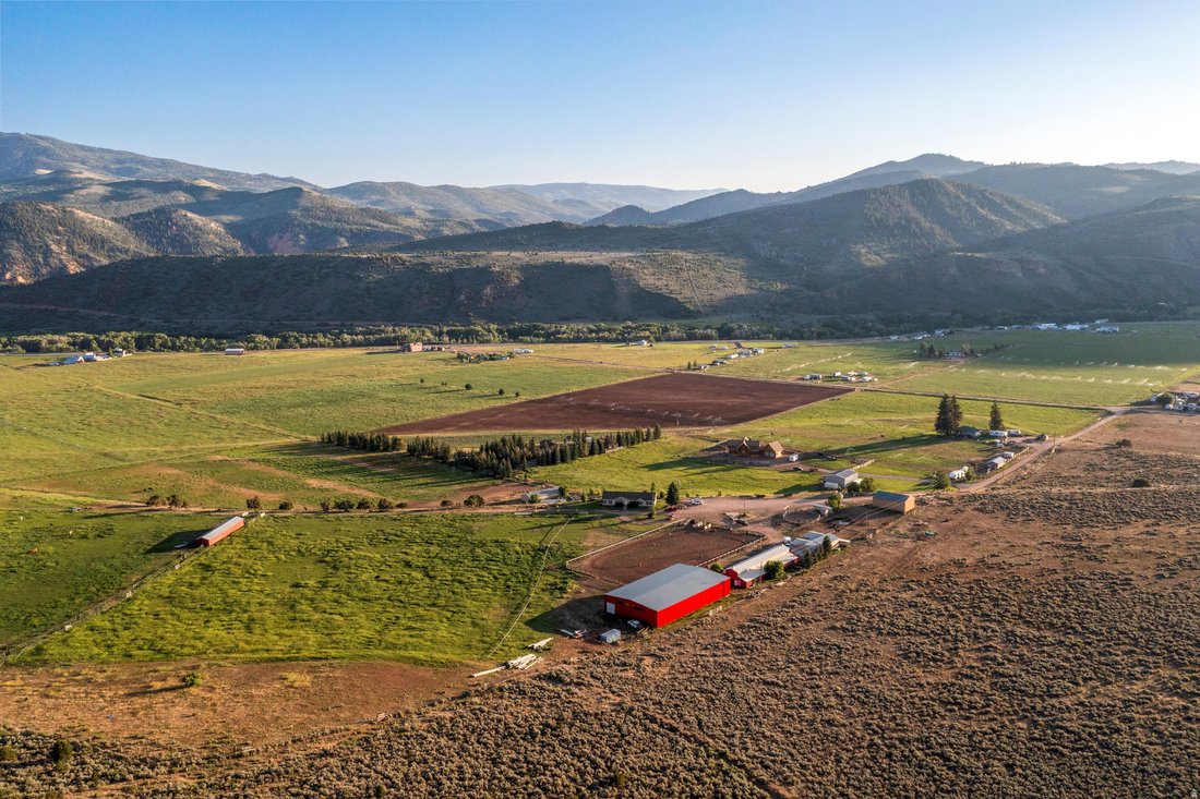 House in Tabiona, Utah, United States 4 - 18339998