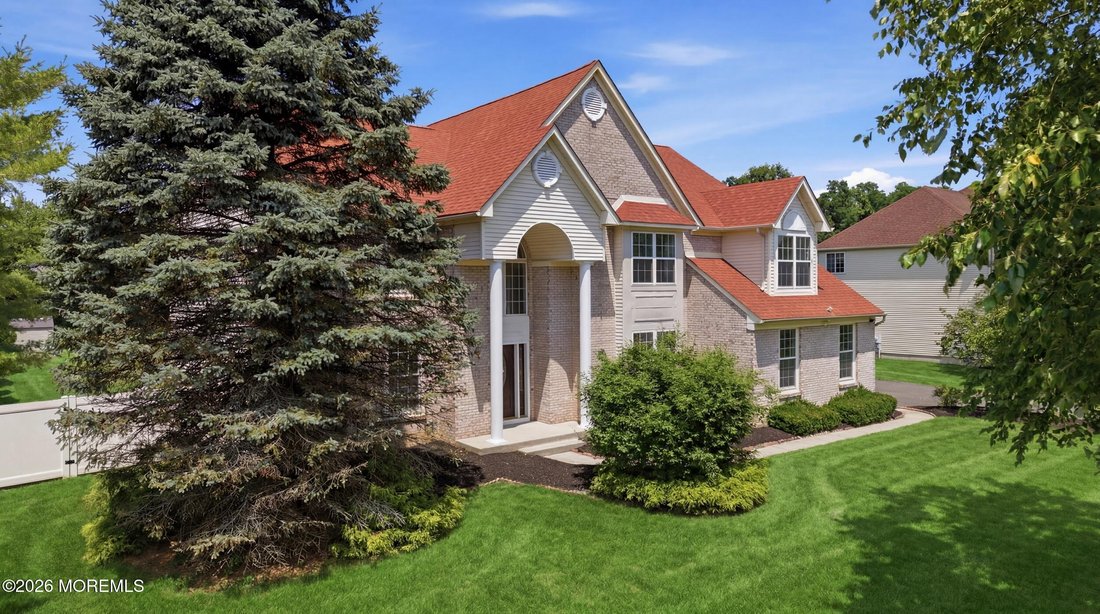 House in Freehold Township, New Jersey, United States 3 - 18296559
