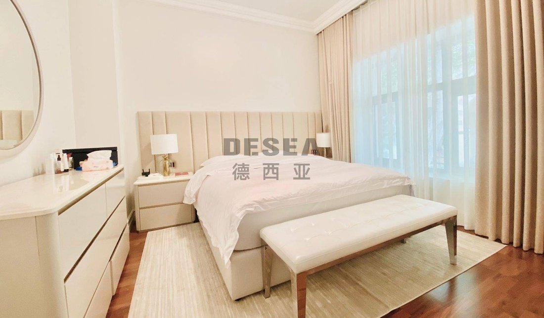 Apartment in Burj Khalifa Lake, Downtown Dubai, Dubai 4 - 18349659