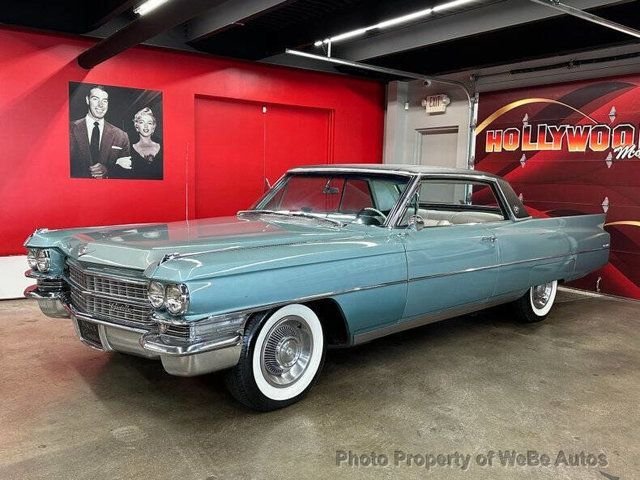 Cadillac Coupe DeVille in Calverton, NY, United States 3 - 18339999