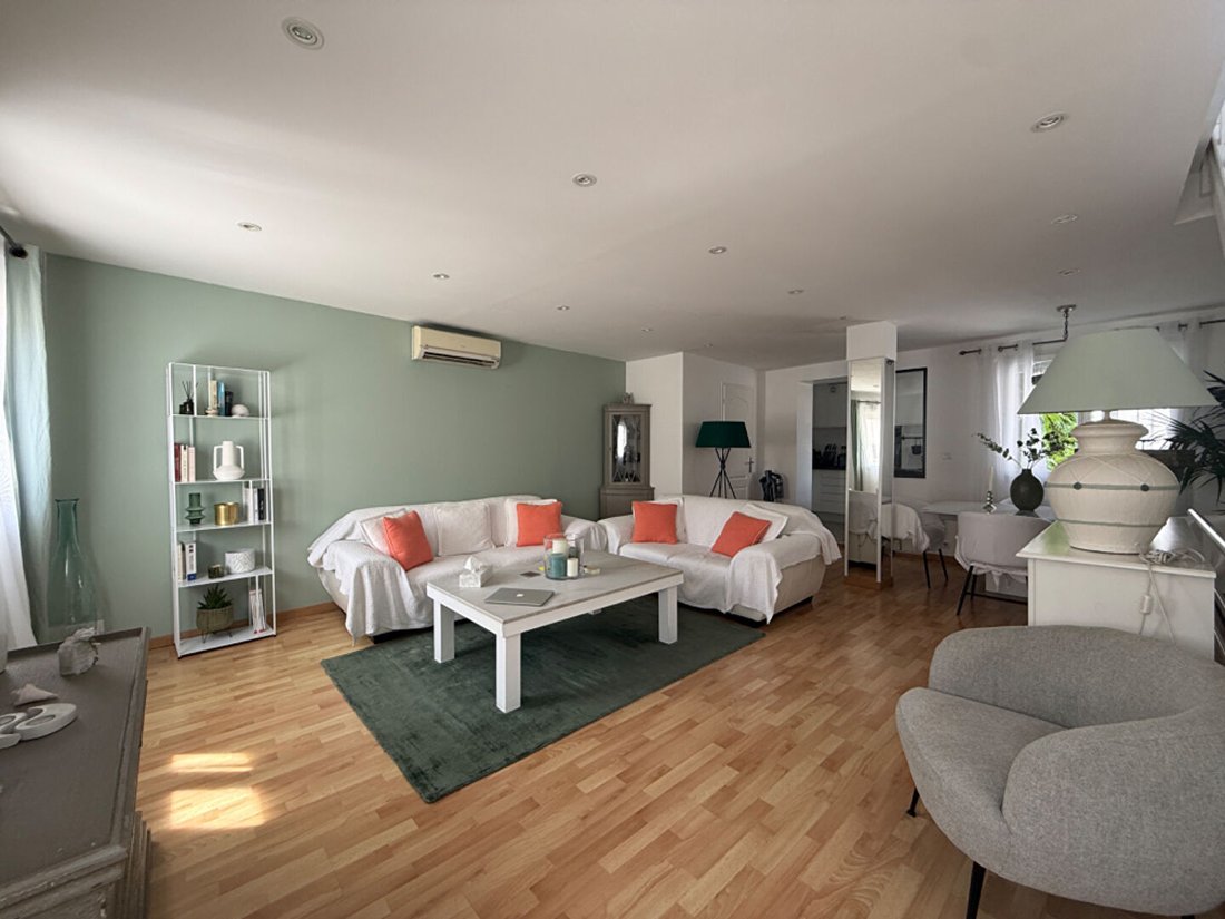 Villa in Mazargues, Marseille, Provence-Alpes-Côte d'Azur 4 - 18337658