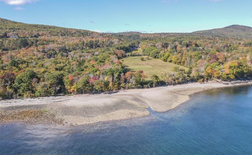 Land in Camden, Maine, United States 1