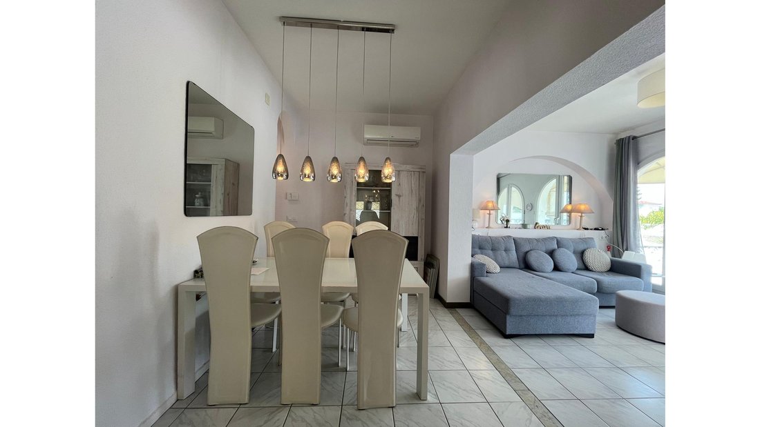 House in Empuriabrava, Catalonia, Spain 3 - 18337746