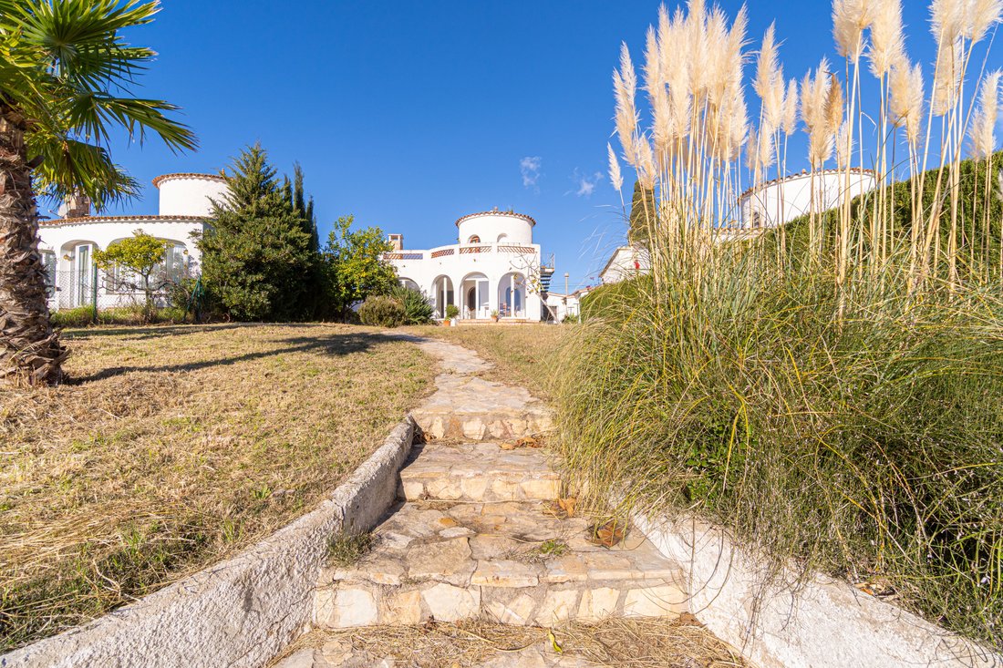Villa in Empuriabrava, Catalonia, Spain 4 - 18336919