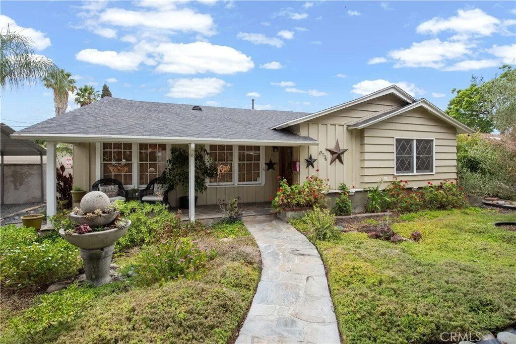 Condo in Fullerton, California, United States 2 - 18336386