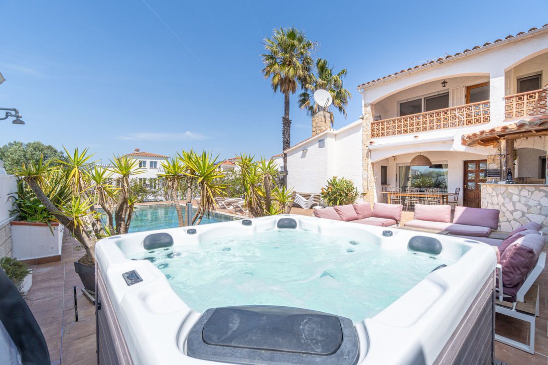 House in Empuriabrava, Catalonia, Spain 4 - 18337395