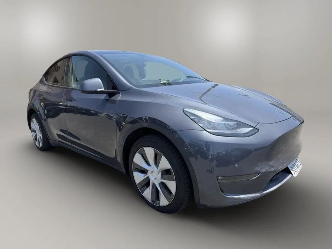 Suv in Riverside, CA, United States 3 - 18344889