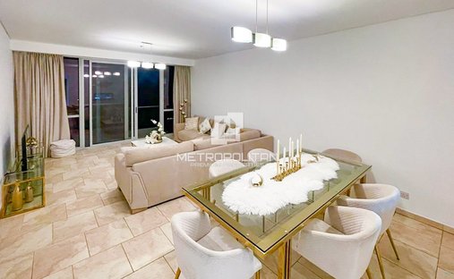 Apartment in Jumeirah Beach Residence, Dubai, United Arab Emirates 1