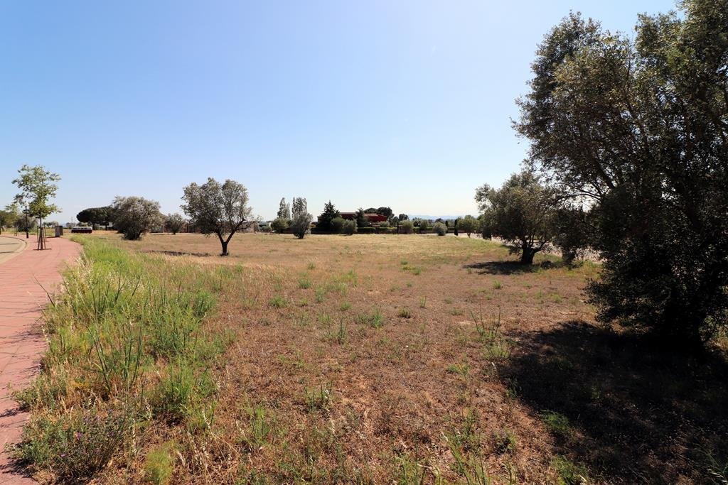 Land in Peralada, Catalonia, Spain 2 - 18335206