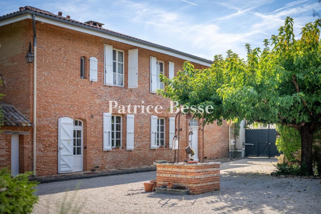 House in Saint-Nicolas-de-la-Grave, Occitania, France 5 - 18340171