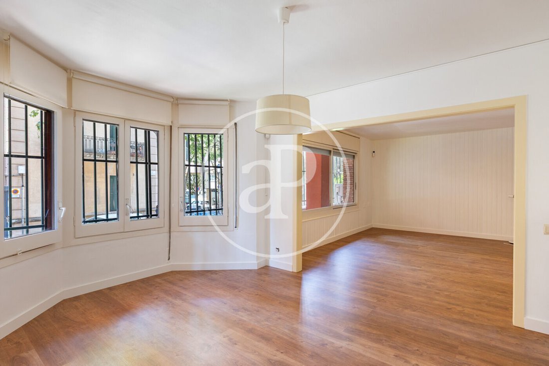 Apartment in Sarrià-Sant Gervasi, Barcelona, Spain 1 - 18342706