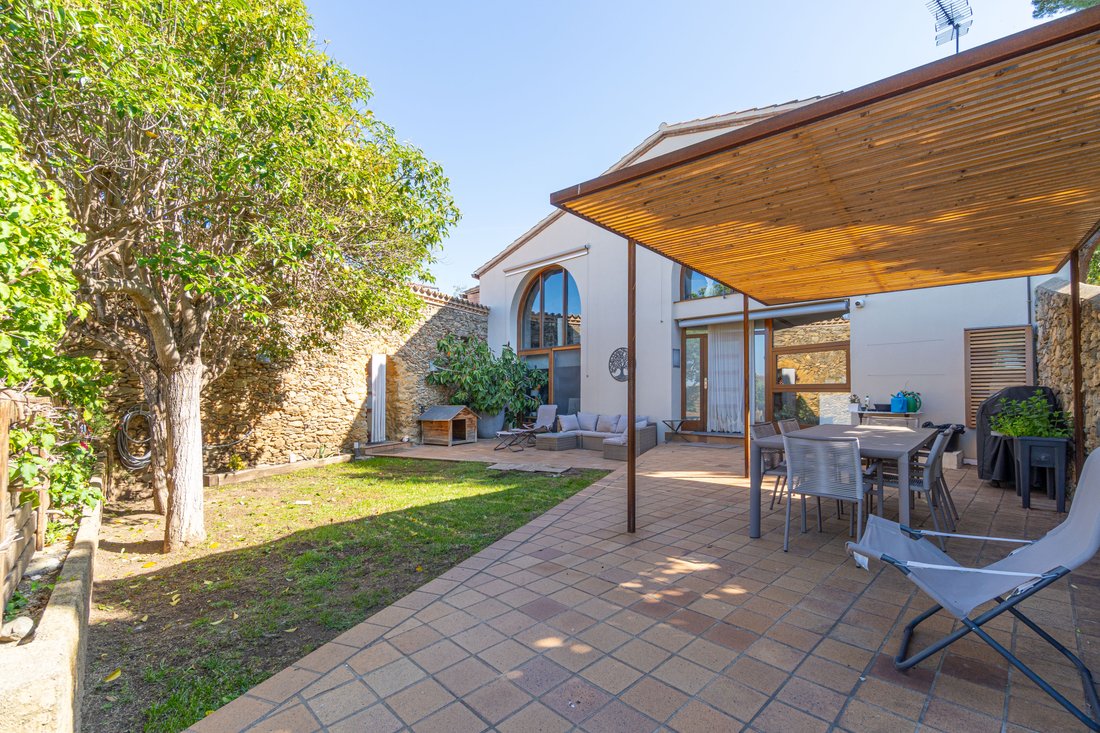 Finca in Palau-saverdera, Catalonia, Spain 3 - 18335476