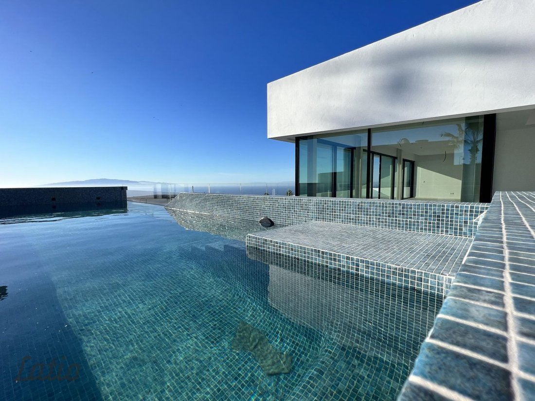 House in Guia de Isora, Canary Islands, Spain 1 - 18269007