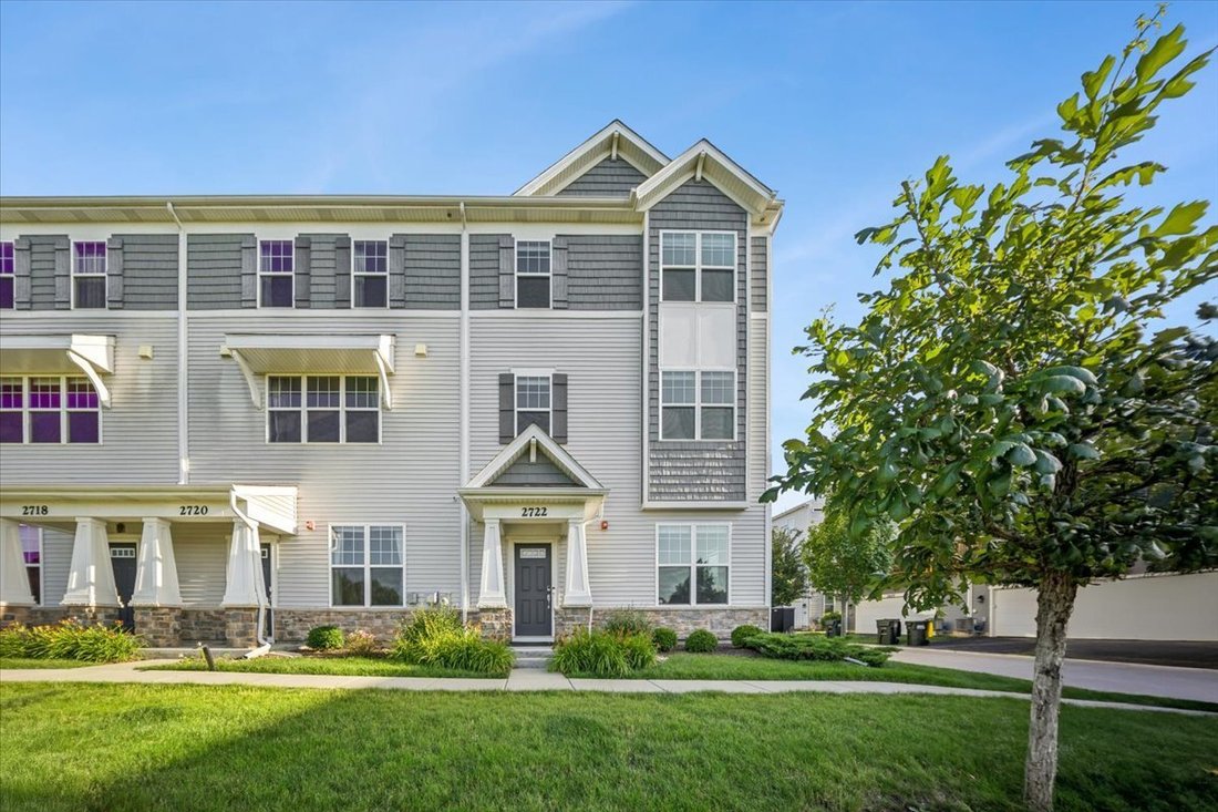 House in Rolling Meadows, Illinois, United States 1 - 18342528