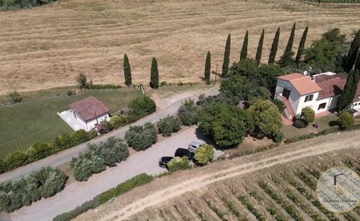 Country House in Siena, Tuscany, Italy 1
