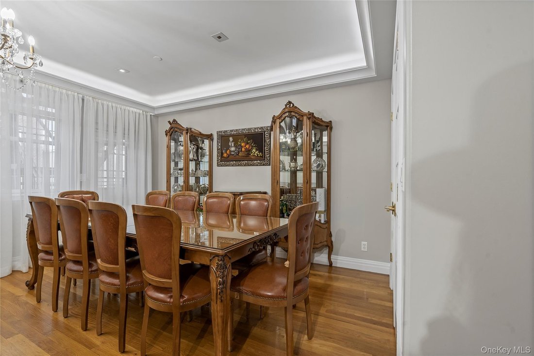 Condo in New York, New York, United States 1 - 18335001