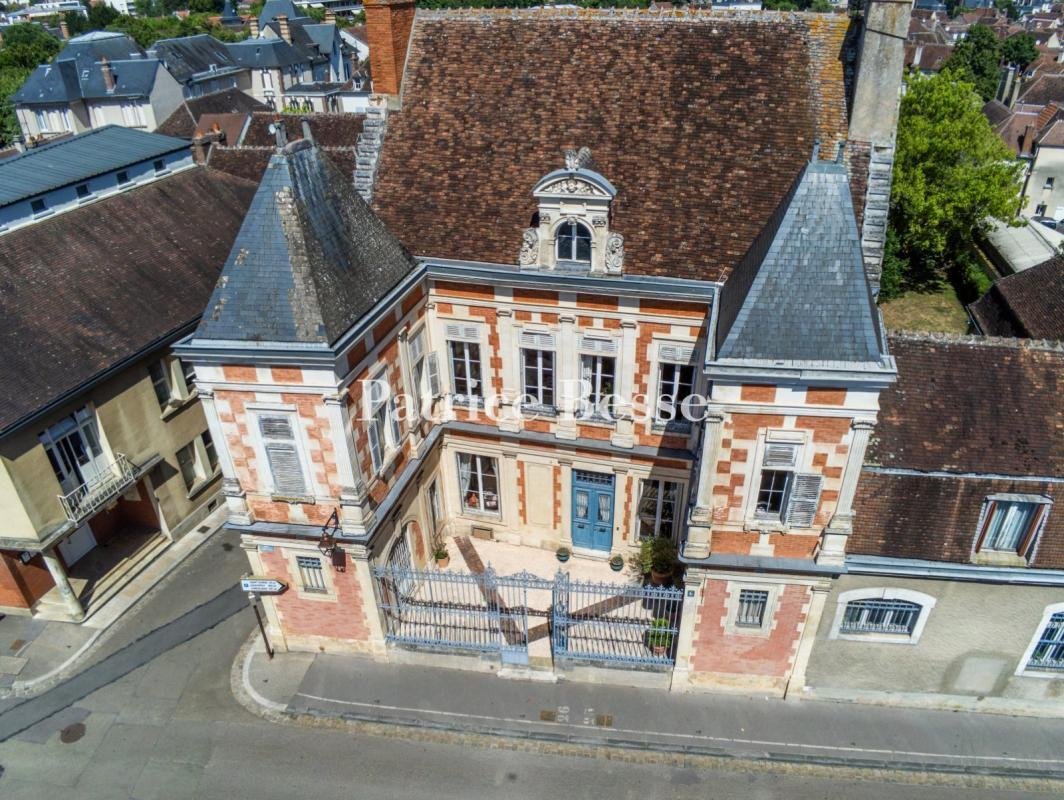 House in Auxerre, Bourgogne – Franche-Comté, France 2 - 15998806