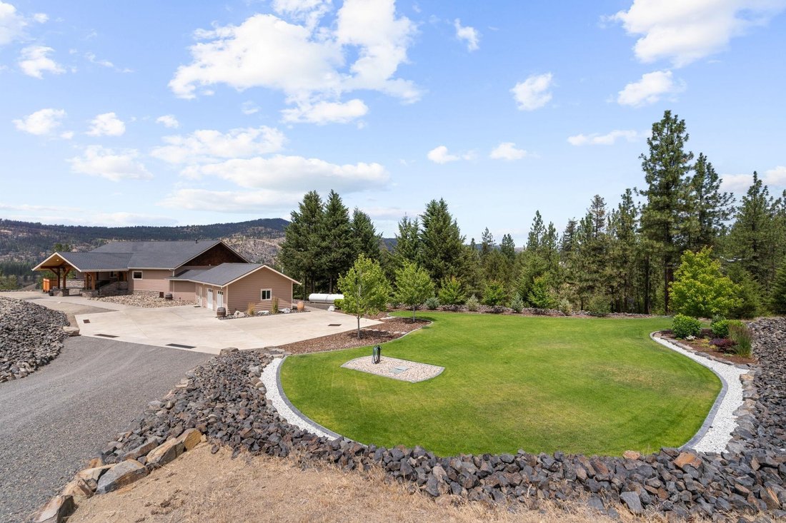 House in Nine Mile Falls, Washington, United States 1 - 18339510