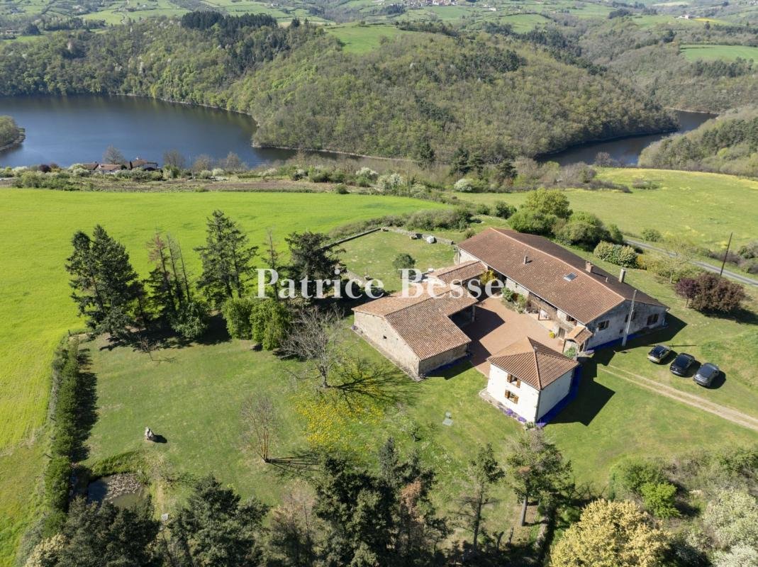 Farm Ranch in Cordelle, Auvergne-Rhône-Alpes, France 1 - 18341043