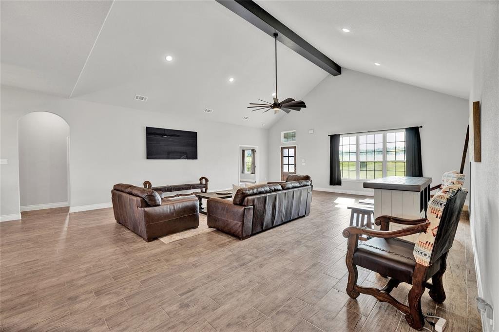 House in Weatherford, Texas, United States 4 - 18343923