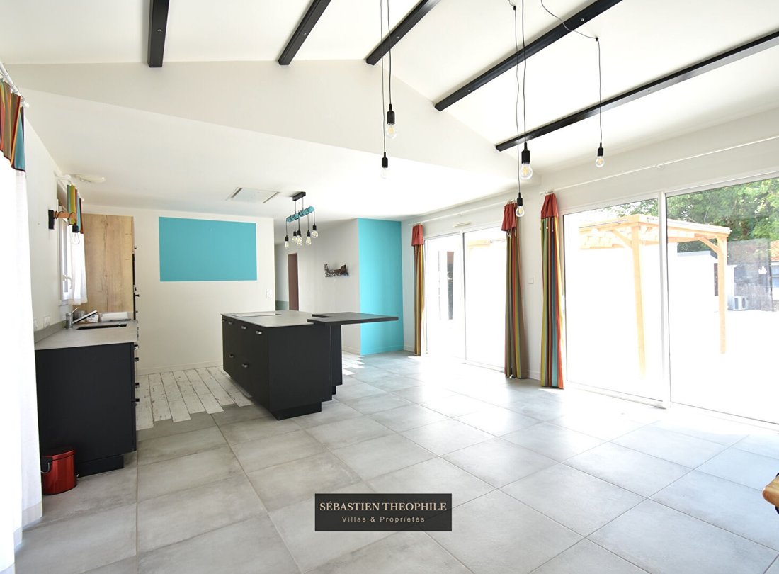 Villa in Arrondissement of Les Sables-d'Olonne, Pays de la Loire, France 3 - 18346749