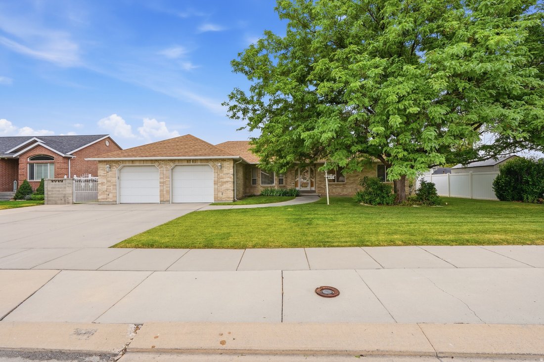 House in West Jordan, Utah, United States 1 - 18339981