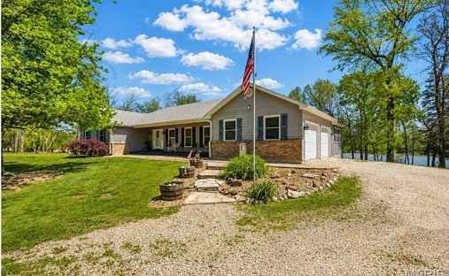 House in Warrenton, Missouri, United States 1