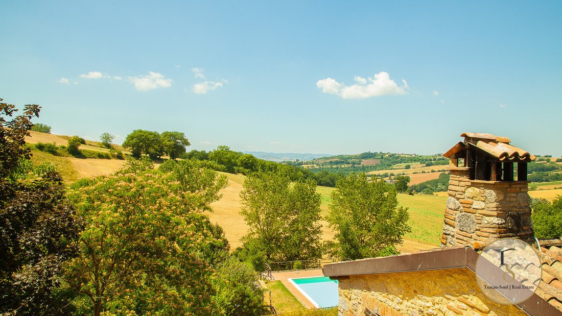 Country House in Historic Center, Perugia, Italy 1 - 18341385