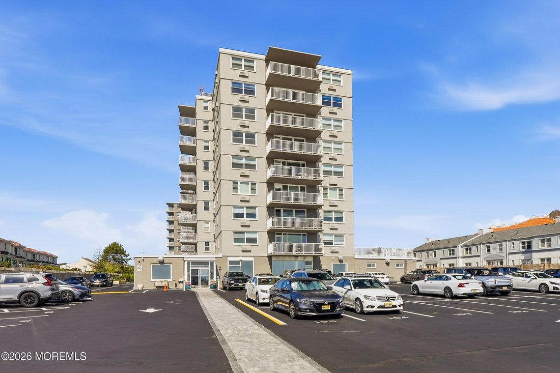 Condo in Long Branch, New Jersey, United States 2 - 18347044
