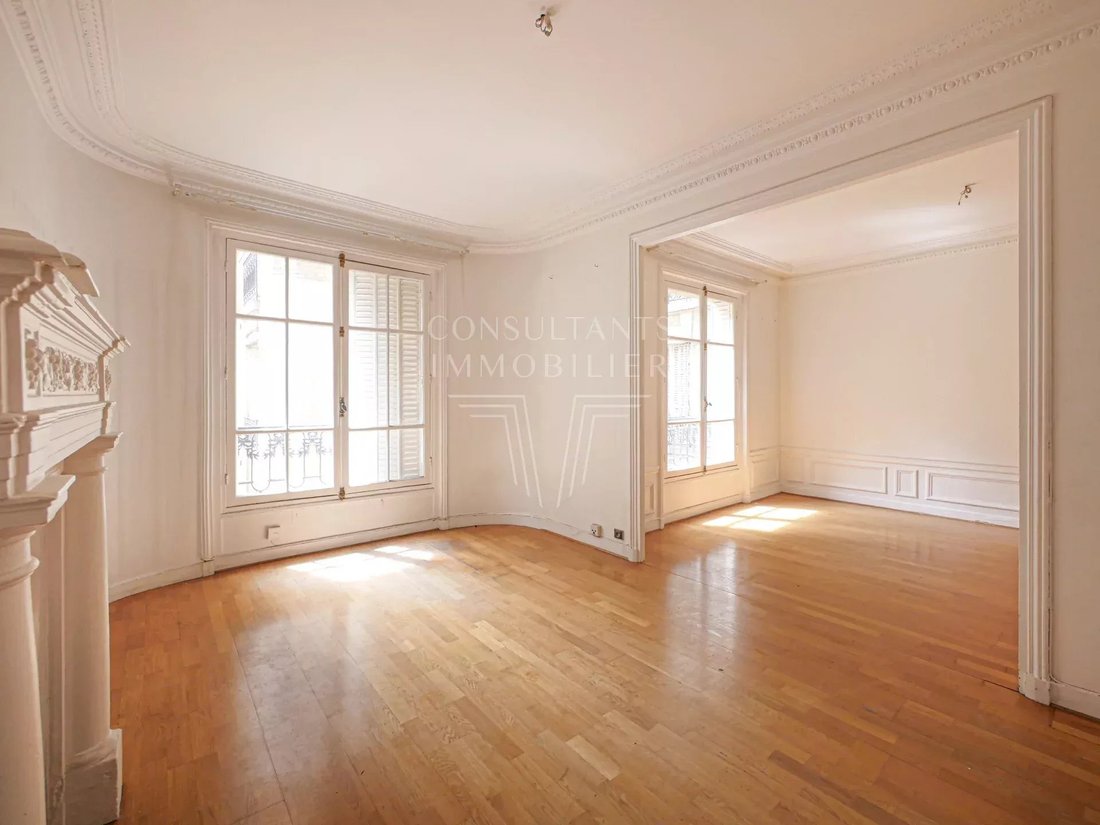 Apartment in Muette Nord, Paris 16e Arrondissement, Paris 1 - 18337335