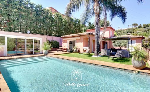 Villa in Val de Cagne-Colline Route de Vence, Cagnes-sur-Mer, France 1