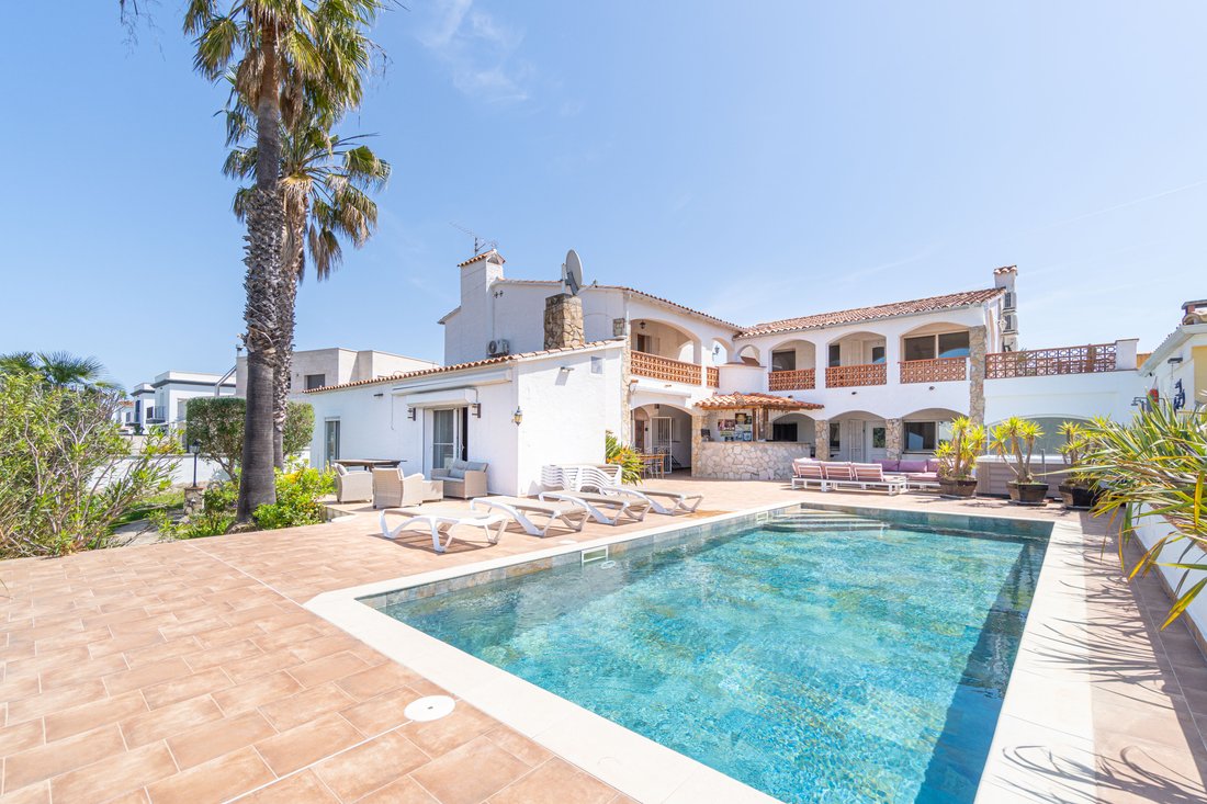House in Empuriabrava, Catalonia, Spain 1 - 18337395