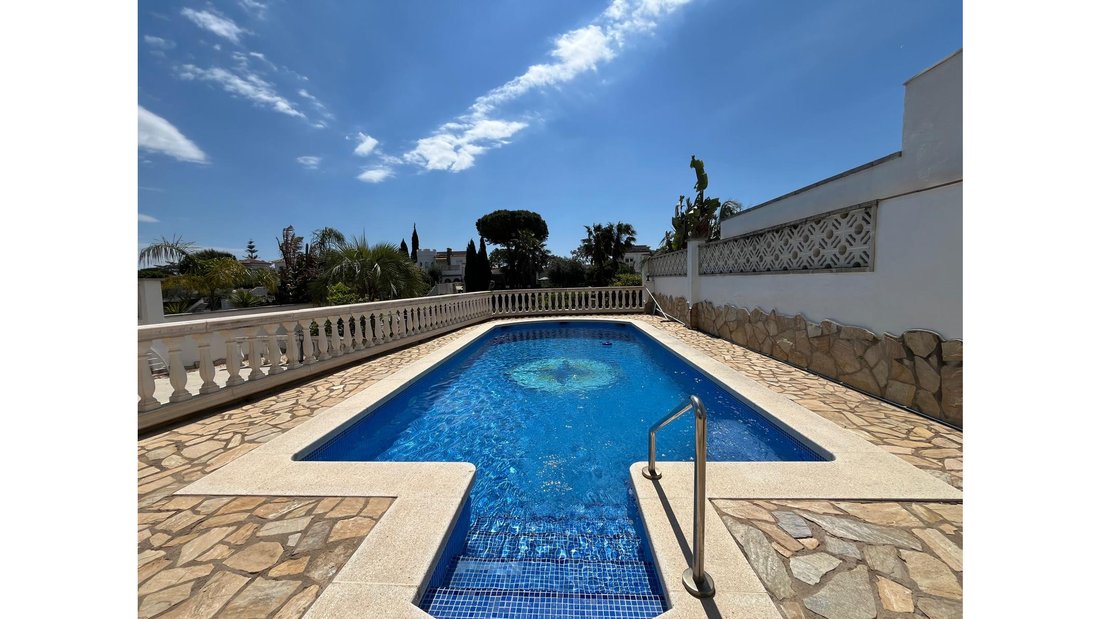 House in Empuriabrava, Catalonia, Spain 2 - 18337746