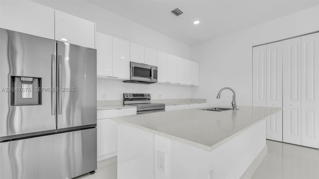 House in Miami, Florida, United States 5 - 18335039