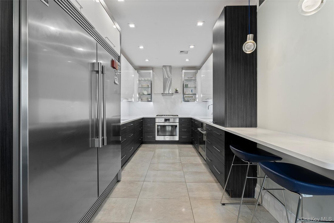 Condo in New York, New York, United States 2 - 18335001