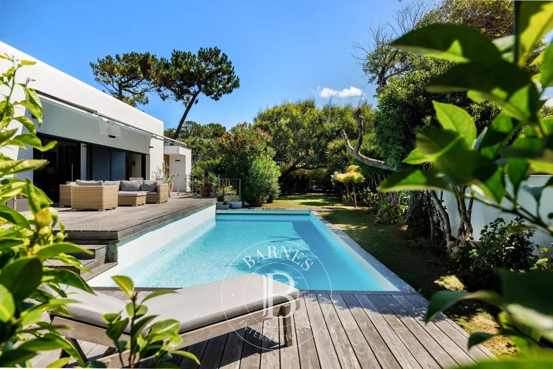House in Anglet, Nouvelle-Aquitaine, France 1 - 17534982