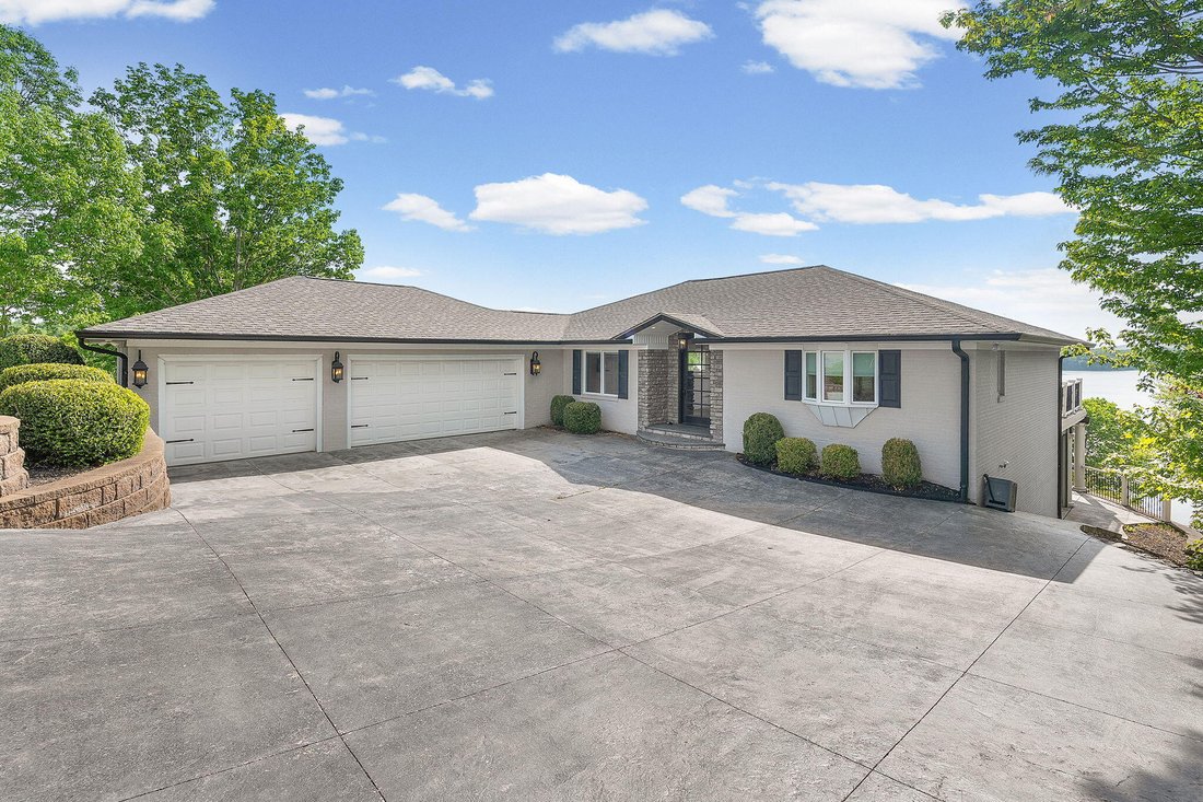 House in Cadiz, Kentucky, United States 3 - 18349016