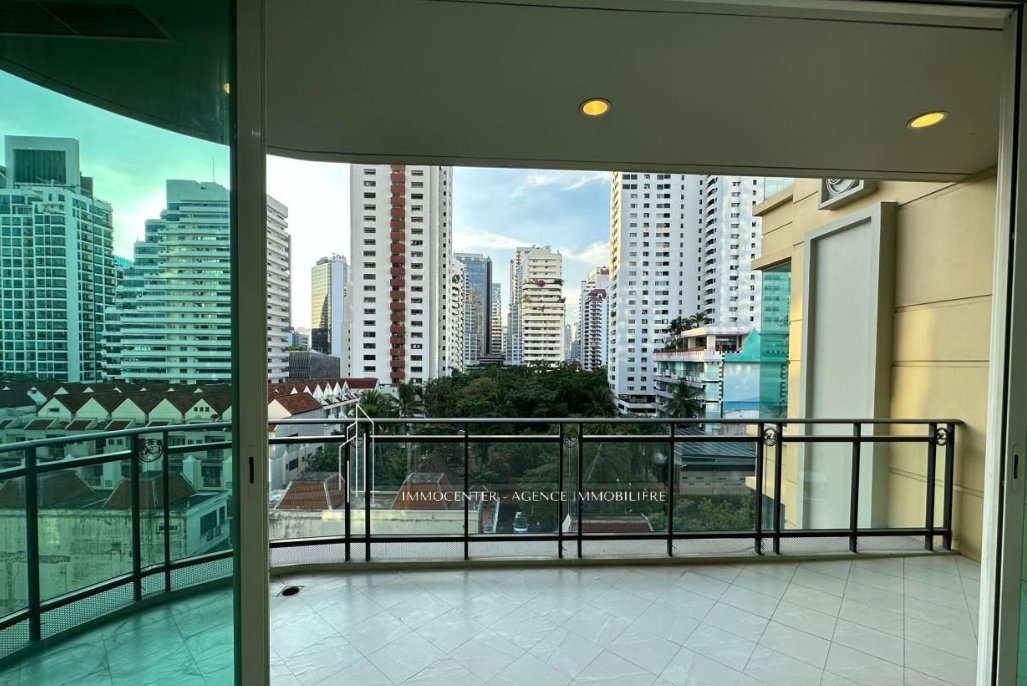 Apartment in Ban Chang Lo, Bangkok, Thailand 3 - 18341298