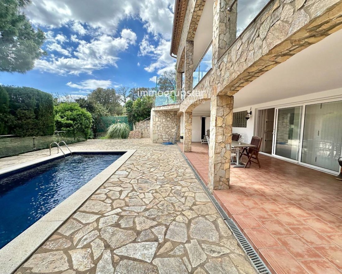 Chalet à Platja d'Aro, Catalogne, Espagne 2 - 18342393