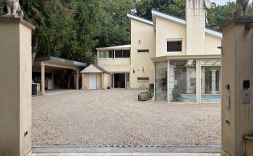 Villa in Les Baux-Sainte-Croix, Normandy, France 1